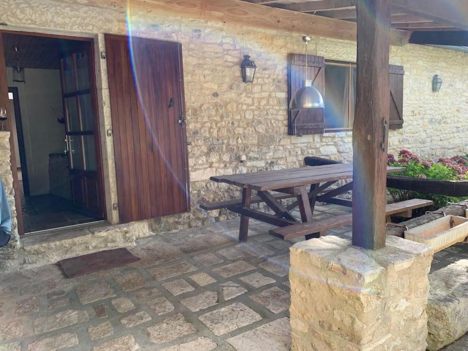 Villa Uniquely Private In The Charente Puyreaux
