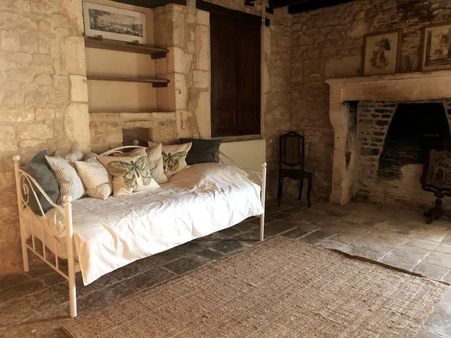 Uniquely Private In The Charente Villa *