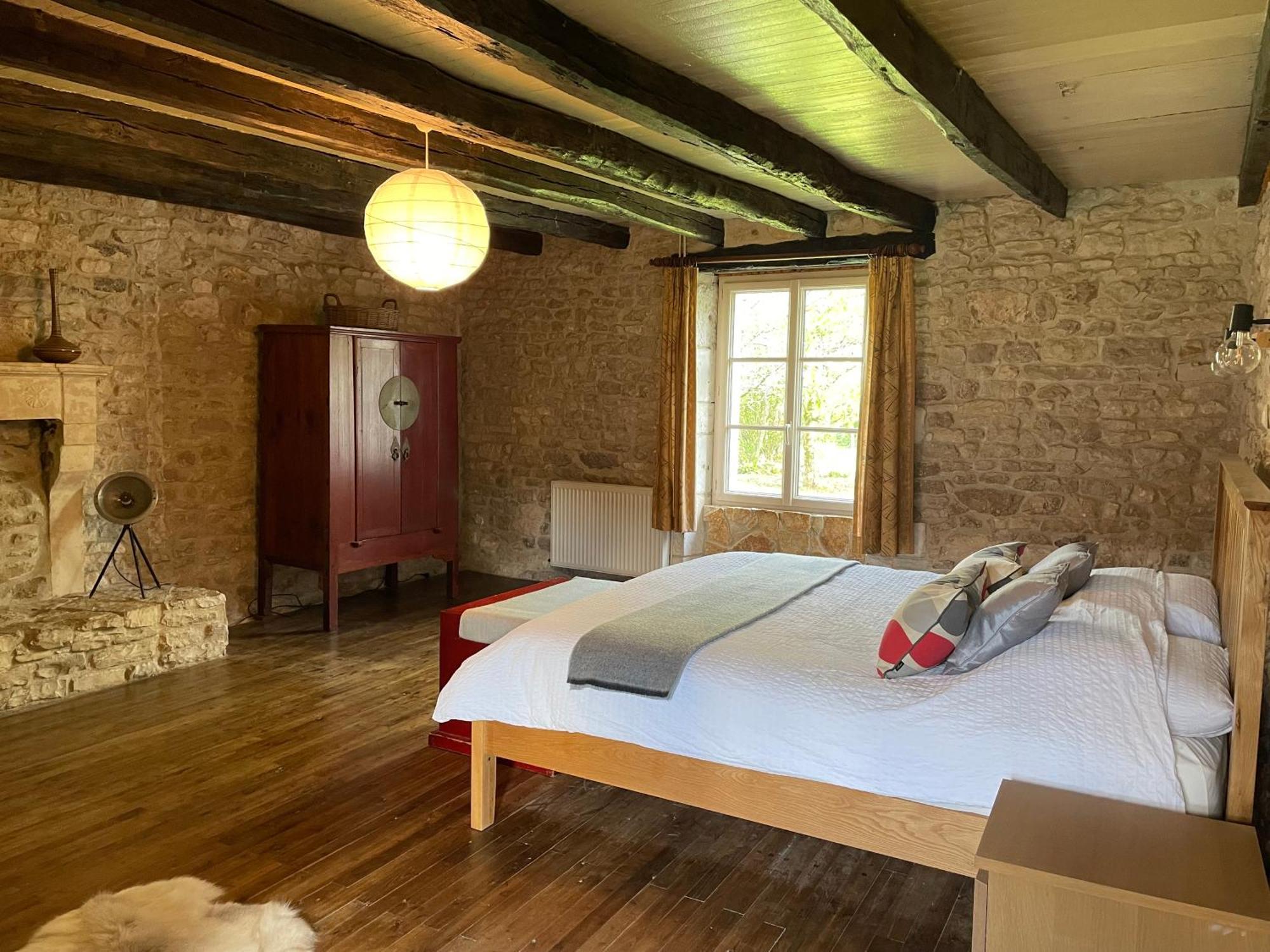 Villa Uniquely Private In The Charente